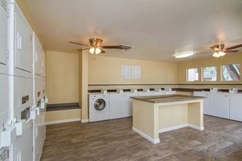 2 Laundry facilities
